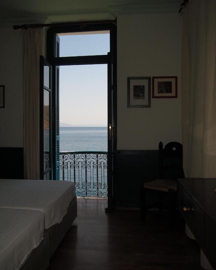 Hotel Aliki Symi Bagian luar foto